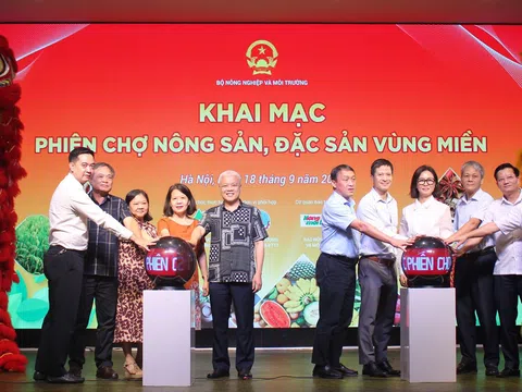 Hà Nội: Khai mạc Phiên chợ nông sản, đặc sản vùng miền năm 2025