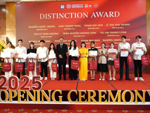 Học viện Tài chính và Đại học Greenwich khởi động năm học mới, tăng cường hợp tác đào tạo công dân toàn cầu