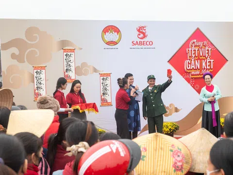 Từ Bắc vào Nam, “Chung vị Tết Việt” tiếp nối hành trình gắn kết cộng đồng tại Nghệ An