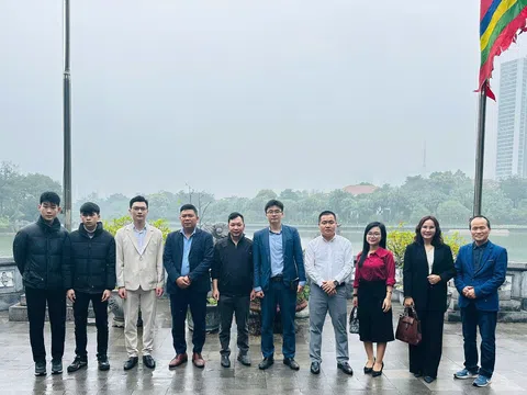 Tăng cường đoàn kết, đẩy mạnh chống hàng giả: Hoạt động đầu năm gắn kết hội viên Chi hội Văn phòng Cầu Giấy