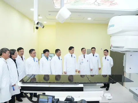Công nghệ xạ trị mới tại Bệnh viện K giúp rút ngắn thời gian điều trị còn 2 – 3 phút