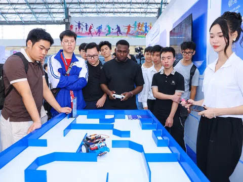 Hơn 1.000 sinh viên Hà Nội trải nghiệm 4 công nghệ lõi tại SIC Tech Day 2026