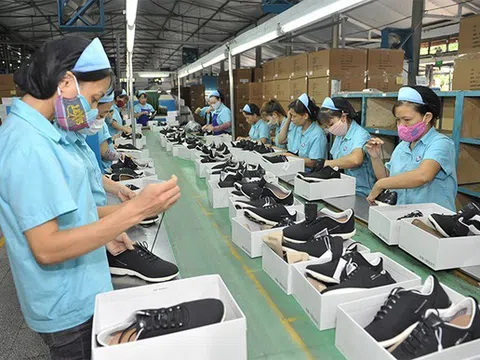60% doanh nghiệp da giày đối diện nguy cơ bị nhãn hàng phạt vì giao hàng chậm