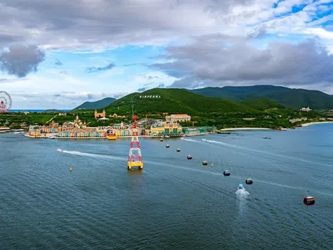 Hành trình đón Tết rực rỡ tại bến cảng siêu trải nghiệm Vinpearl Harbour Nha Trang