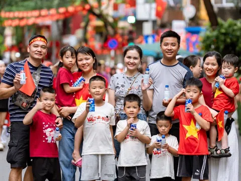 Vinamilk hòa nhịp cùng triệu trái tim mừng 80 năm Quốc khánh