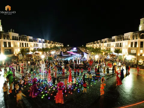 MerryLand Quy Nhơn rực sáng, đón 15.000 người trong đêm chung kết Miss World Vietnam 2022