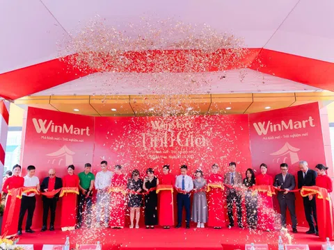 Nhiều ưu đãi mua sắm nhân dịp khai trương 2 siêu thị mô hình mới tại miền Bắc và Tây Nam Bộ