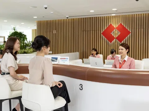 Techcombank dự kiến trả cổ tức tiền mặt hơn 7.086 tỷ cho cổ đông trong tháng 10