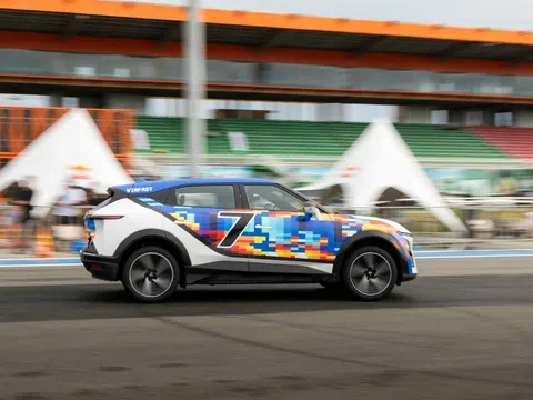 VinFast VF 7: Mẫu ô tô điện đẹp, mạnh như siêu xe, chi phí “nuôi” rẻ không tưởng