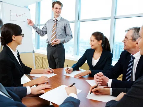 Thách thức trong đào tạo quản lý doanh nghiệp tại Việt Nam hiện nay: Khoảng cách giữa lý thuyết học thuật và thực tiễn kỷ nguyên số