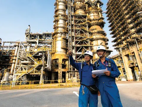 Tồn kho 3,6 triệu thùng xăng, dầu và không còn chỗ chứa, công ty vận hành NMLD Dung Quất cầu cứu Thủ tướng