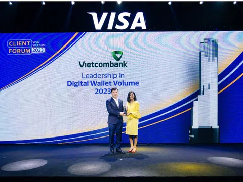Vietcombank được VISA vinh doanh 12 hạng mục giải thưởng quan trọng trong hoạt động thẻ năm 2023