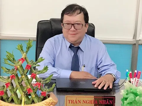 Trường THPT Nam Sài Gòn có tân Hiệu trưởng