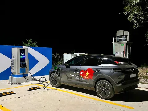 “Trạm sạc toàn dân”: Cú đại nhảy vọt cho công cuộc chuyển đổi xanh tại Việt Nam