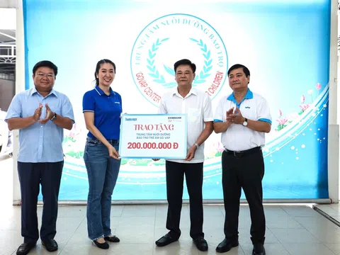 Eximbank thăm và tặng quà 3 trung tâm tiếp nhận trẻ em từ Mái ấm Hoa Hồng