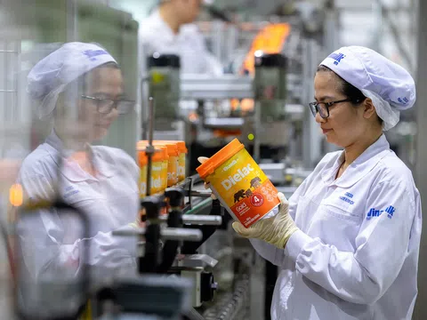 Thị trường nước ngoài lần đầu tiên đóng góp trên 20% doanh thu của Vinamilk