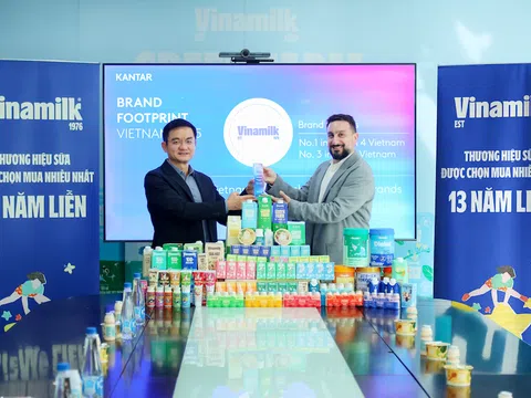 13 năm liền được chọn mua nhiều nhất: Thương hiệu Vinamilk có gì đặc biết?