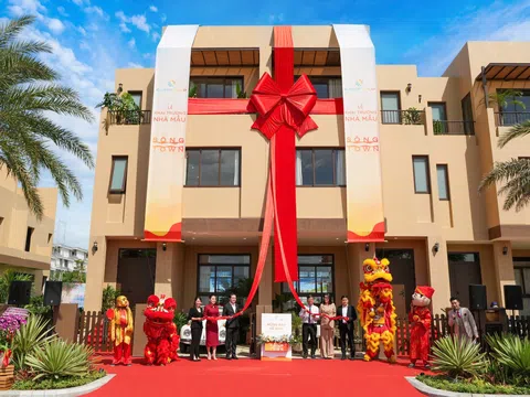 Khai trương nhà mẫu Sông Town - thị trấn nổi bên biển Bãi Dài đẹp như tranh vẽ