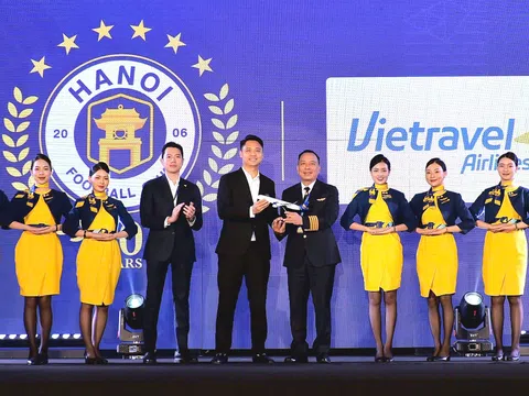 Vietravel Airlines đồng hành cùng Hà Nội FC viết tiếp giấc mơ 20 năm