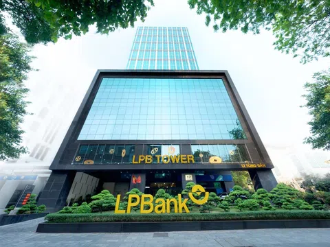 Huy động ồ ạt qua trái phiếu, LPBank đang toan tính điều gì?