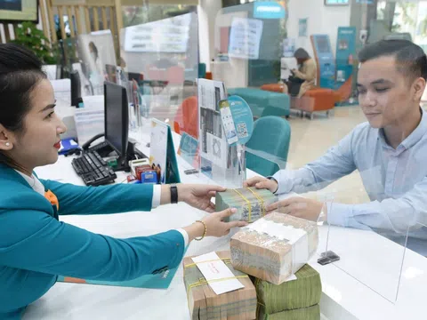 Dòng vốn quay về ngân hàng: Bức tranh mới của dòng chảy tiền tệ cuối năm 2025