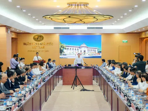 Hệ thống ngân hàng cùng hạ lãi suất, bước hiệu chỉnh quan trọng của điều hành tiền tệ