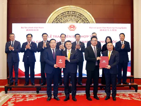 Sun Group ký kết biên bản ghi nhớ hợp tác với “ông lớn” thiết kế nội thất của Trung Quốc