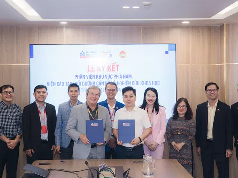 Thiết lập đối tác chiến lược trong đào tạo cán bộ, hướng đến nguồn nhân lực chất lượng và bền vững