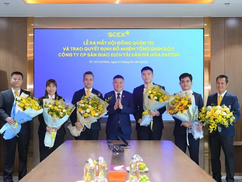 Bầu Thụy xuất hiện tại sự kiện của SCEX giữa thời điểm thị trường tài sản số sôi động