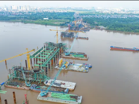 Cầu Trần Hưng Đạo: Thành công vượt lũ, dựng vòm thép chỉ sau 8 tháng khởi công