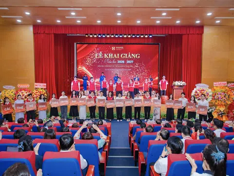 Từ đào tạo đến thực hành, mở rộng môi trường học tập cho sinh viên