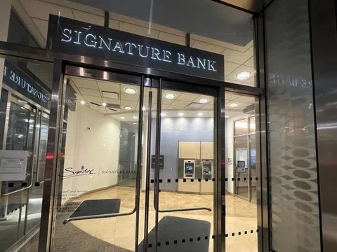 Sau SVB, thêm một ngân hàng nữa của Mỹ rơi vào cảnh phá sản