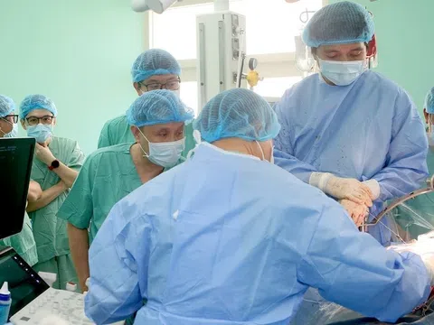 Bệnh viện Trung ương Huế lập 3 kỷ lục ghép tạng trong 48 giờ