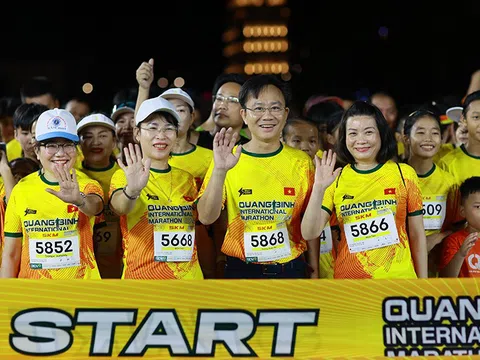 Giải marathon quốc tế Quảng Bình đã thu hút được nhiều du khách đến với địa phương này