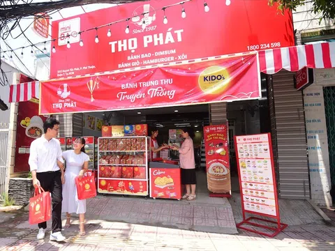 Tập đoàn KIDO tham gia trung thu 2024 với 2 thương hiệu: KIDO’S BAKERY và Thọ Phát, tiếp tục mục tiêu đứng thứ 2 thị trường trung thu Việt Nam, dẫn đầu ở phân khúc trung thu truyền thống, tiên phong tái khởi tạo không khí trung thu Việt