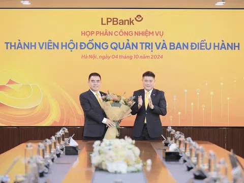 HĐQT LPBank họp phân công nhiệm vụ cho các thành viên HĐQT và Ban điều hành