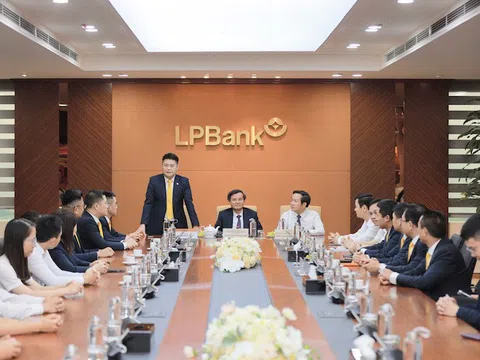 Người thắp lại ngọn lửa bóng đá Ninh Bình, kiến tạo tương lai cho thế hệ trẻ