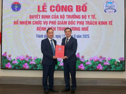Bệnh viện Trung ương Huế có tân Phó Giám đốc