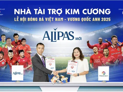 Alipas cùng thế hệ vàng “Quỷ Đỏ” Manchester Reds thắp lửa sân cỏ Việt Nam