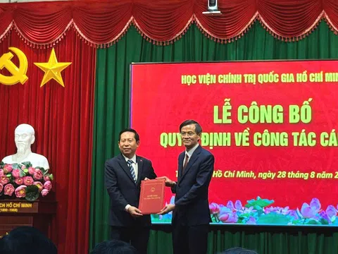PGS.TS Nguyễn Tấn Vinh được bổ nhiệm giữ chức Giám đốc Học viện Chính trị khu vực II