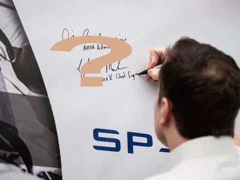 Phân tích chữ ký của Elon Musk mới hiểu vì sao ông là người giàu nhất hành tinh