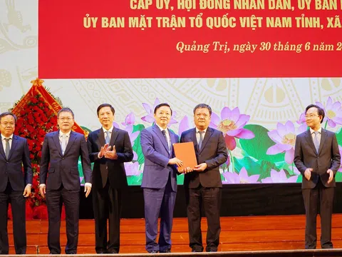 Ông Trần Phong giữ chức Chủ tịch UBND tỉnh Quảng Trị (mới)