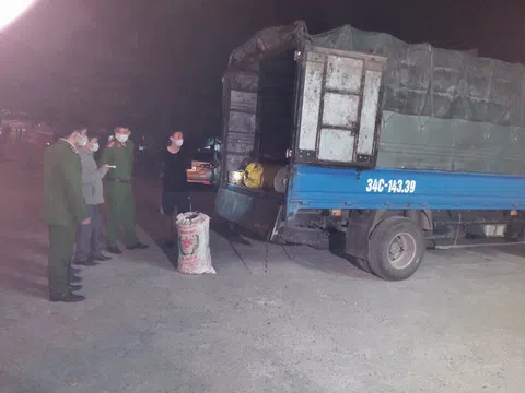 Hưng Yên: Ngăn chặn kịp thời 02 vụ vận chuyển thực phẩm bẩn với hơn 3,5 tấn trong tháng cao điểm