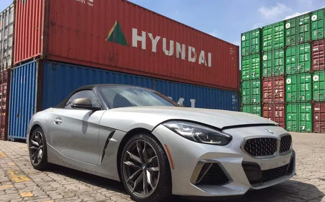 BMW Z4 2020 đầu tiên về nước, ấn tượng bởi động cơ mạnh mẽ