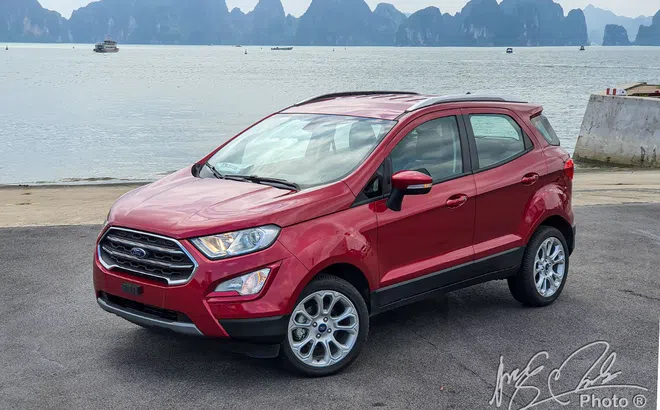 Giá lăn bánh Ford EcoSport 2021 vừa ra mắt