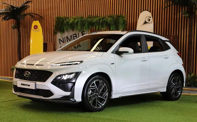 Cận cảnh Hyundai Kona 2021 ngoài đời thực, hiện đại hơn, sớm về Việt Nam đấu Kia Seltos