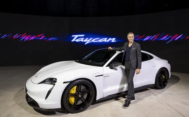 Xe thể thao thuần điện Porsche Taycan 2021 chính thức vén màn tại Việt Nam