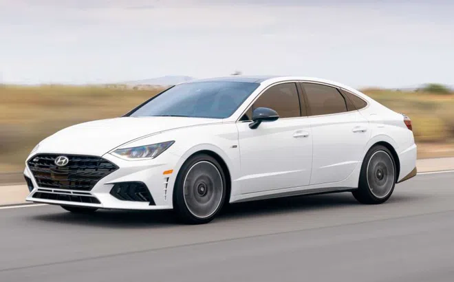 Hyundai Sonata 2021 N-Line "cơ bắp" hơn với động cơ nâng cấp