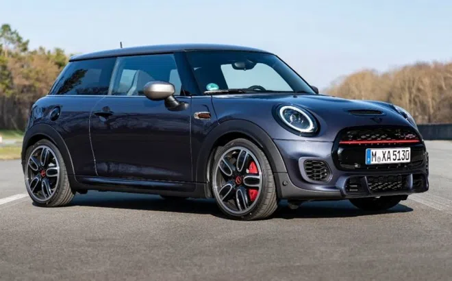 MINI John Cooper Works GP Inspired Edition chào giá 1,46 tỷ đồng