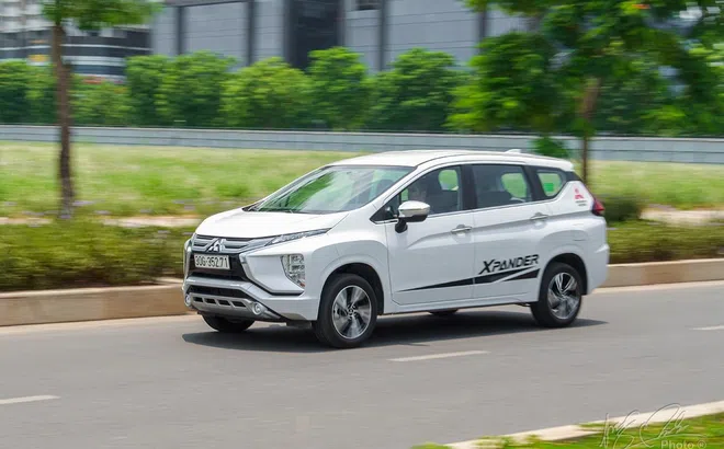 Mitsubishi Xpander nhập khẩu giảm thẳng 50% lệ phí trước bạ như xe lắp ráp